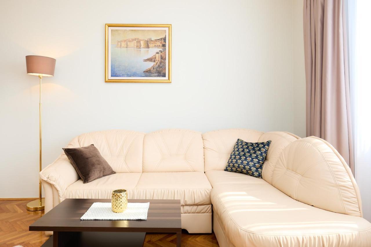 Seaview Apartment Ploce Дубровник Екстериор снимка